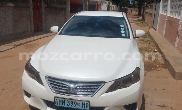 Comprar Usado Toyota Mark X Branco Carro em Maputo em Maputo