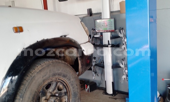 Tenga Tsaru Nissan Hardbody Chena Mota in Maputo in Maputo Tenga Tsaru Nissan Hardbody Chena Mota in Maputo in Maputo