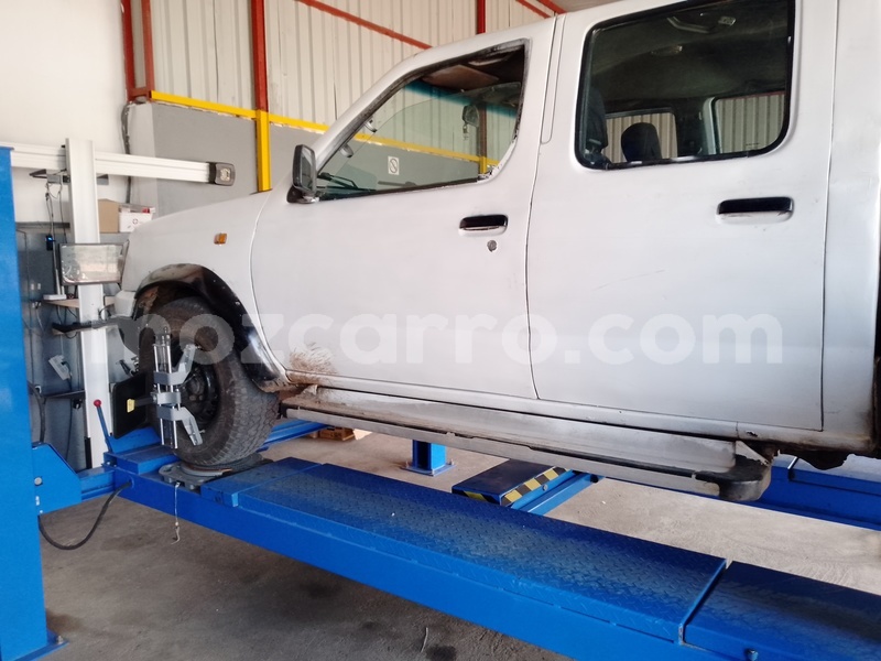 Big with watermark nissan hardbody maputo maputo 31085