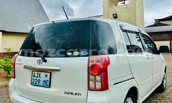 Comprar Usado Toyota Raum Branco Carro em Maputo em Maputo Comprar Usado Toyota Raum Branco Carro em Maputo em Maputo