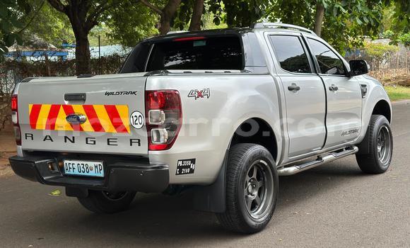 Tenga Tsaru Ford Ranger Zvimwe Mota in Maputo in Maputo Tenga Tsaru Ford Ranger Zvimwe Mota in Maputo in Maputo