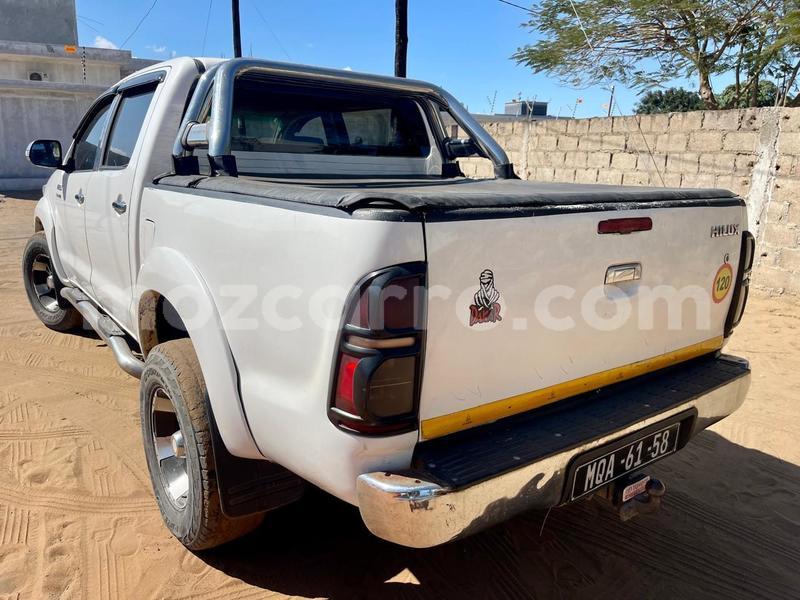 Big with watermark toyota hilux maputo maputo 31113