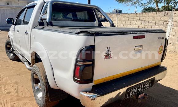 Tenga Tsaru Toyota Hilux Chena Mota in Maputo in Maputo Tenga Tsaru Toyota Hilux Chena Mota in Maputo in Maputo