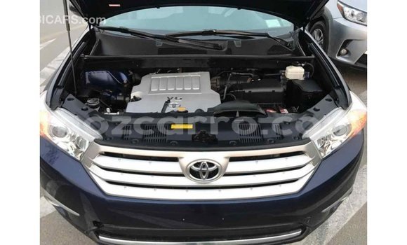 Tenga Imported Toyota Highlander Bhuruu Mota in Import - Dubai in Cabo Delgado Tenga Imported Toyota Highlander Bhuruu Mota in Import - Dubai in Cabo Delgado