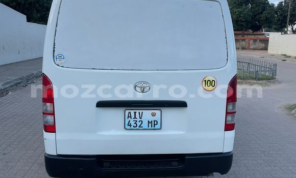 Buy Used Toyota Hiace White Car in Maputo in Maputo Buy Used Toyota Hiace White Car in Maputo in Maputo