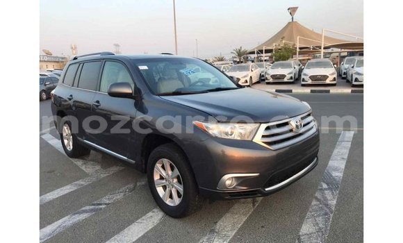 Comprar Importar Toyota Highlander De outros Carro em Import - Dubai em Cabo Delgado Comprar Importar Toyota Highlander De outros Carro em Import - Dubai em Cabo Delgado