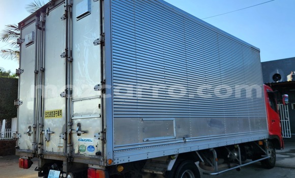 Comprar Usado Toyota 4Runner Vermelho Carro em Maputo em Maputo Comprar Usado Toyota 4Runner Vermelho Carro em Maputo em Maputo