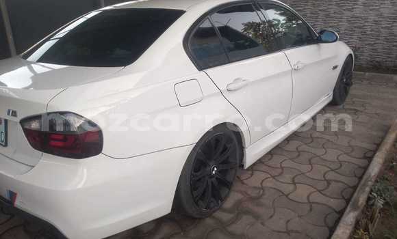 Nunua Ilio tumika BMW 2-Series Nyingine Gari ndani ya Maputo nchini Maputo Nunua Ilio tumika BMW 2-Series Nyingine Gari ndani ya Maputo nchini Maputo