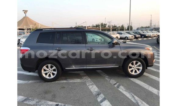 Comprar Importar Toyota Highlander De outros Carro em Import - Dubai em Cabo Delgado Comprar Importar Toyota Highlander De outros Carro em Import - Dubai em Cabo Delgado