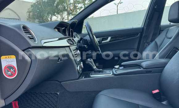 Nunua Ilio tumika Mercedes-Benz E200 Nyeupe Gari ndani ya Maputo nchini Maputo Nunua Ilio tumika Mercedes-Benz E200 Nyeupe Gari ndani ya Maputo nchini Maputo