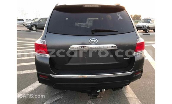 Comprar Importar Toyota Highlander De outros Carro em Import - Dubai em Cabo Delgado Comprar Importar Toyota Highlander De outros Carro em Import - Dubai em Cabo Delgado