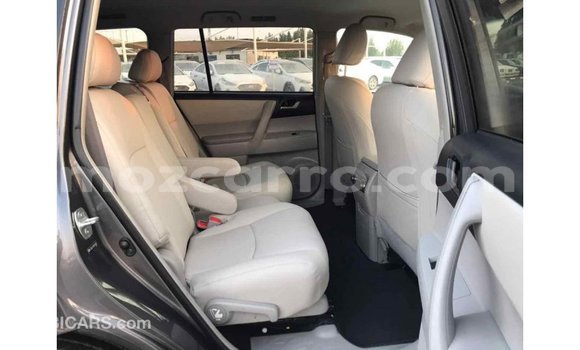 Comprar Importar Toyota Highlander De outros Carro em Import - Dubai em Cabo Delgado Comprar Importar Toyota Highlander De outros Carro em Import - Dubai em Cabo Delgado