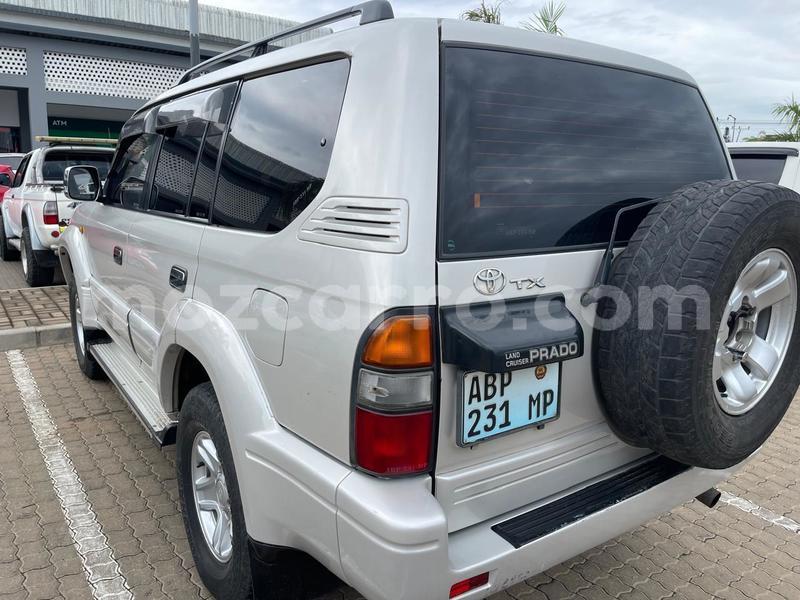 Big with watermark toyota land cruiser prado maputo maputo 31147