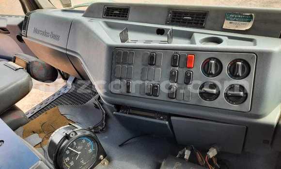 Buy Used Mercedes Viano White Car in Maputo in Maputo Buy Used Mercedes Viano White Car in Maputo in Maputo