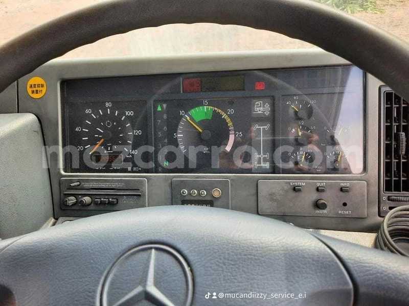 Big with watermark mercedes viano maputo maputo 31148