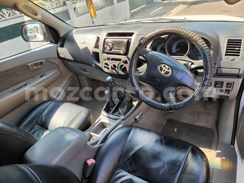 Big with watermark toyota hilux maputo maputo 31150