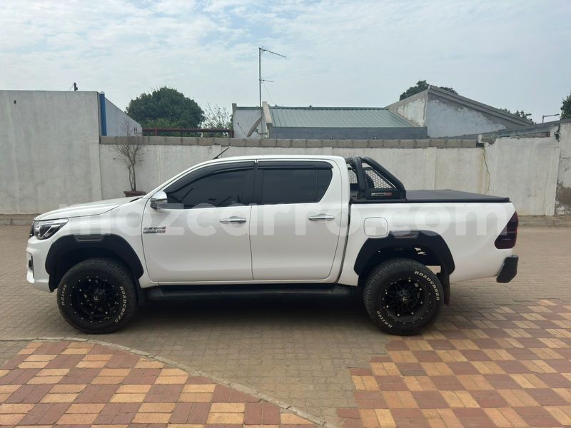 Big with watermark toyota hiluxe revo maputo maputo 31163