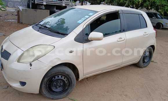 Comprar Usado Toyota Vitz Bege Carro em Maputo em Maputo Comprar Usado Toyota Vitz Bege Carro em Maputo em Maputo