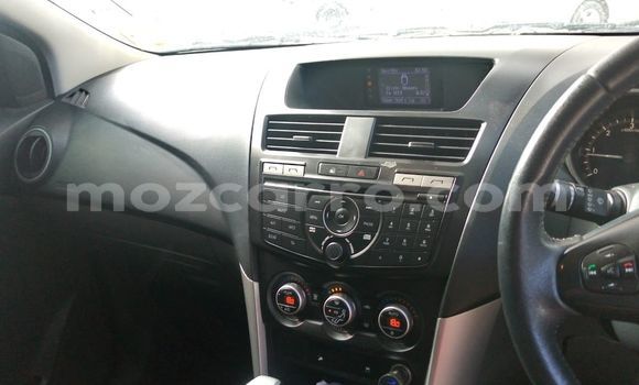Nunua Ilio tumika Mazda BT-50 Bluu Gari ndani ya Maputo nchini Maputo Nunua Ilio tumika Mazda BT-50 Bluu Gari ndani ya Maputo nchini Maputo