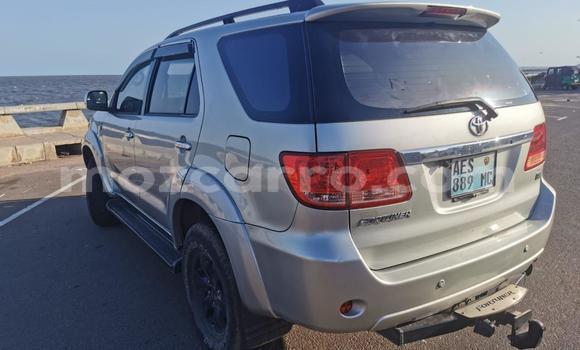 Buy Used Toyota Fortuner Beige Car in Maputo in Maputo Buy Used Toyota Fortuner Beige Car in Maputo in Maputo