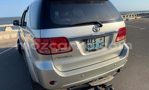 Buy Used Toyota Fortuner Beige Car in Maputo in Maputo Buy Used Toyota Fortuner Beige Car in Maputo in Maputo