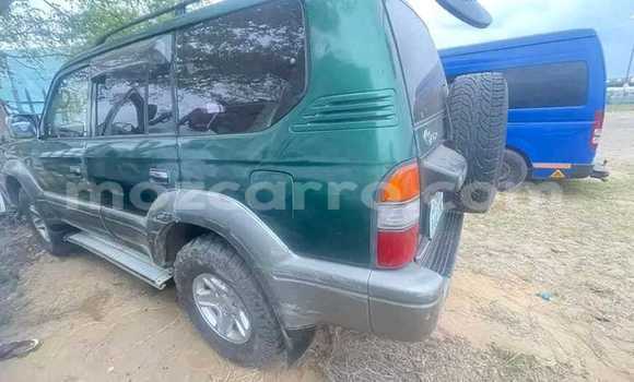 Buy Used Toyota Land Cruiser Prado Green Car in Maputo in Maputo Buy Used Toyota Land Cruiser Prado Green Car in Maputo in Maputo