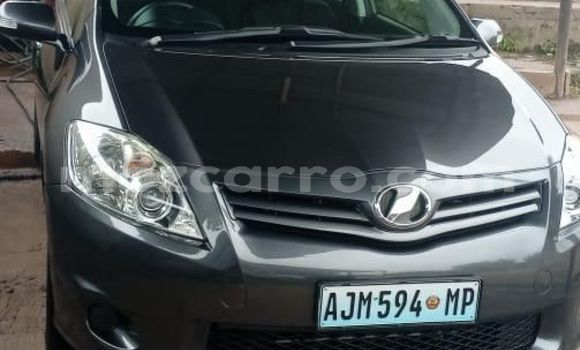 Buy Used Toyota Auris Silver Car in Maputo in Maputo