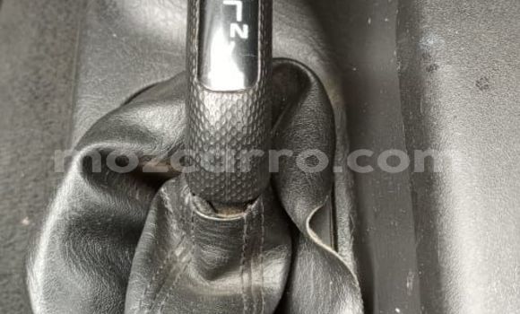 Nunua Ilio tumika Jeep Grand Cherokee Fedha Gari ndani ya Maputo nchini Maputo Nunua Ilio tumika Jeep Grand Cherokee Fedha Gari ndani ya Maputo nchini Maputo