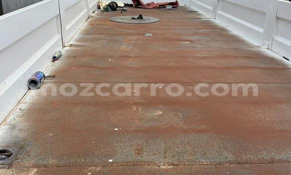 Nunua Ilio tumika Nissan 100NX Nyeupe Gari ndani ya Maputo nchini Maputo Nunua Ilio tumika Nissan 100NX Nyeupe Gari ndani ya Maputo nchini Maputo