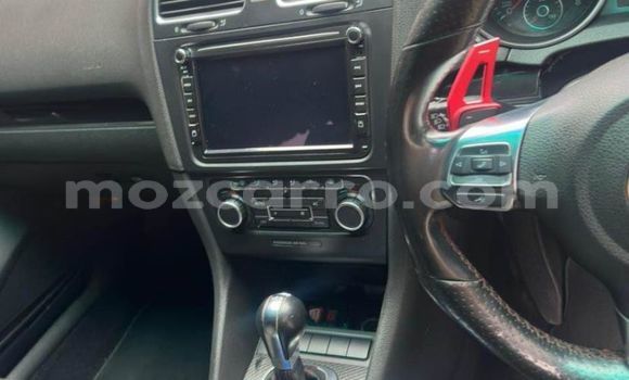 Nunua Ilio tumika Volkswagen Golf Nyeusi Gari ndani ya Maputo nchini Maputo Nunua Ilio tumika Volkswagen Golf Nyeusi Gari ndani ya Maputo nchini Maputo