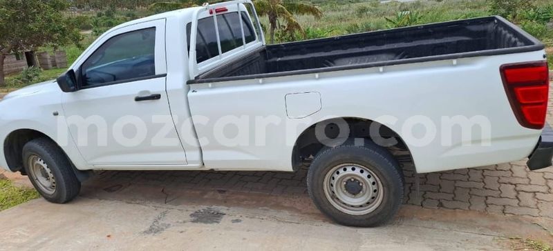 Big with watermark mazda bt 50 maputo maputo 31213