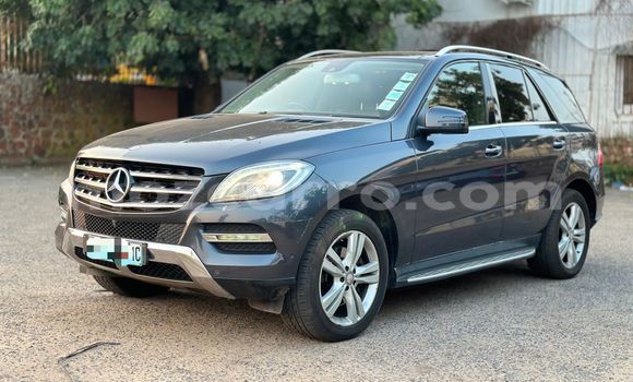 Comprar Usado Mercedes-Benz C250 coupe De outros Carro em Maputo em Maputo Comprar Usado Mercedes-Benz C250 coupe De outros Carro em Maputo em Maputo