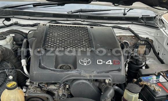 Comprar Usado Toyota Hilux Branco Carro em Maputo em Maputo Comprar Usado Toyota Hilux Branco Carro em Maputo em Maputo