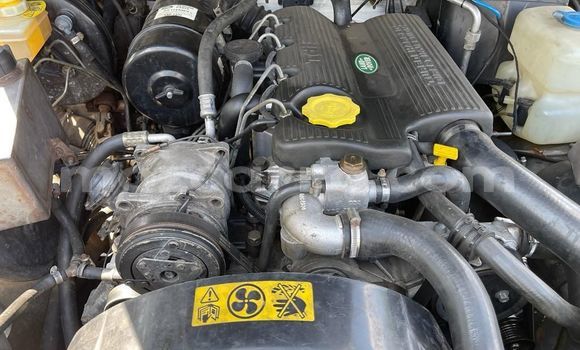 Tenga Tsaru Land Rover Defender Chena Mota in Maputo in Maputo Tenga Tsaru Land Rover Defender Chena Mota in Maputo in Maputo