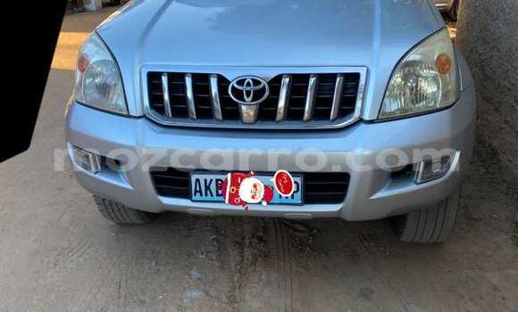 Comprar Usado Toyota Land Cruiser Prado Prata Carro em Maputo em Maputo