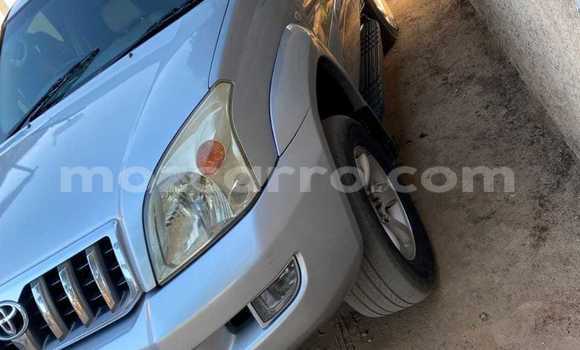 Nunua Ilio tumika Toyota Land Cruiser Prado Fedha Gari ndani ya Maputo nchini Maputo Nunua Ilio tumika Toyota Land Cruiser Prado Fedha Gari ndani ya Maputo nchini Maputo