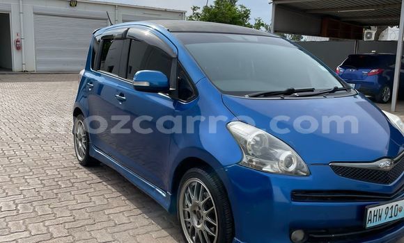 Comprar Usado Toyota Ractis Azul Carro em Maputo em Maputo