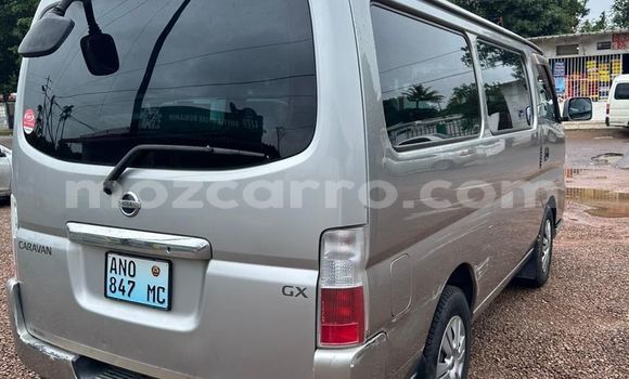 Tenga Tsaru Nissan Caravan Zvimwe Mota in Maputo in Maputo Tenga Tsaru Nissan Caravan Zvimwe Mota in Maputo in Maputo