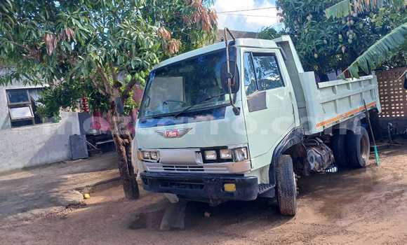 Comprar Usado Hino Ranger De outros Caminhão em Maputo em Maputo