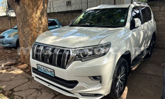 Nunua Ilio tumika Toyota Prado Nyeupe Gari ndani ya Maputo nchini Maputo Nunua Ilio tumika Toyota Prado Nyeupe Gari ndani ya Maputo nchini Maputo