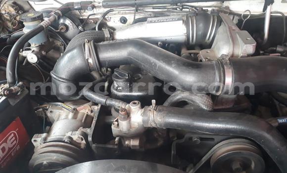 Comprar Usado Isuzu KB Branco Carro em Maputo em Maputo Comprar Usado Isuzu KB Branco Carro em Maputo em Maputo