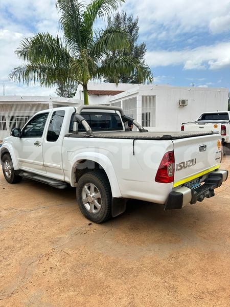 Big with watermark isuzu kb maputo maputo 31290