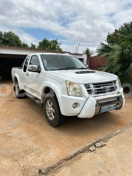 Big with watermark isuzu kb maputo maputo 31290