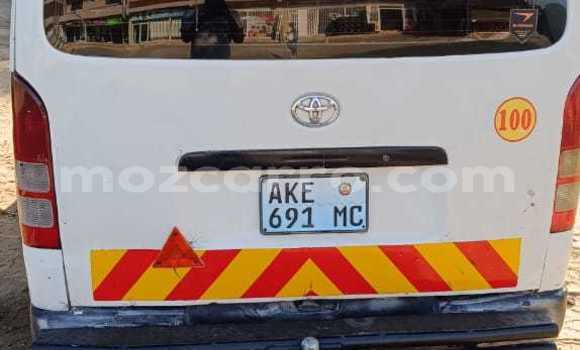Comprar Usado Toyota Hiace Branco Carro em Maputo em Maputo Comprar Usado Toyota Hiace Branco Carro em Maputo em Maputo