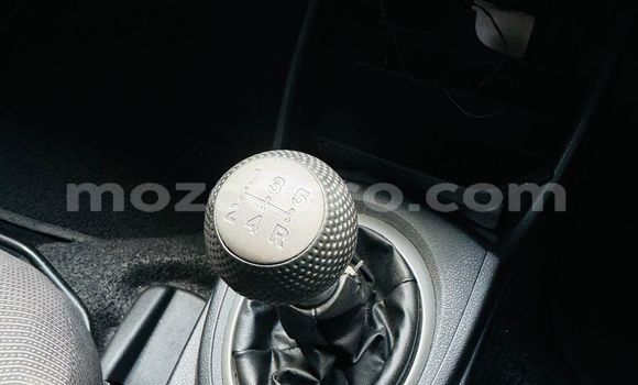 Comprar Usado Honda Fit Preto Carro em Maputo em Maputo Comprar Usado Honda Fit Preto Carro em Maputo em Maputo