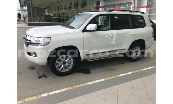 Buy Import Toyota Land Cruiser White Car in Import - Dubai in Cabo Delgado Buy Import Toyota Land Cruiser White Car in Import - Dubai in Cabo Delgado