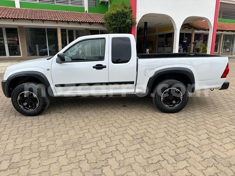 Big with watermark isuzu kb maputo maputo 31326