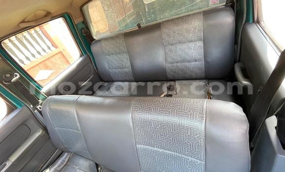 Nunua Ilio tumika Nissan Hardbody Kijani Gari ndani ya Maputo nchini Maputo Nunua Ilio tumika Nissan Hardbody Kijani Gari ndani ya Maputo nchini Maputo