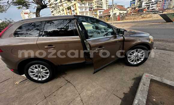 Tenga Tsaru Volvo XC60 Bhurawuni Mota in Maputo in Maputo Tenga Tsaru Volvo XC60 Bhurawuni Mota in Maputo in Maputo