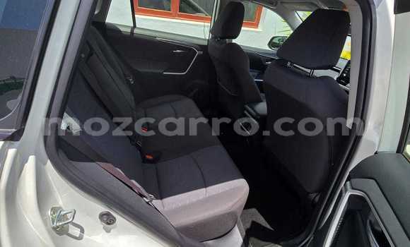 Nunua Mpya Toyota RAV4 Nyeupe Gari ndani ya Maputo nchini Maputo Nunua Mpya Toyota RAV4 Nyeupe Gari ndani ya Maputo nchini Maputo